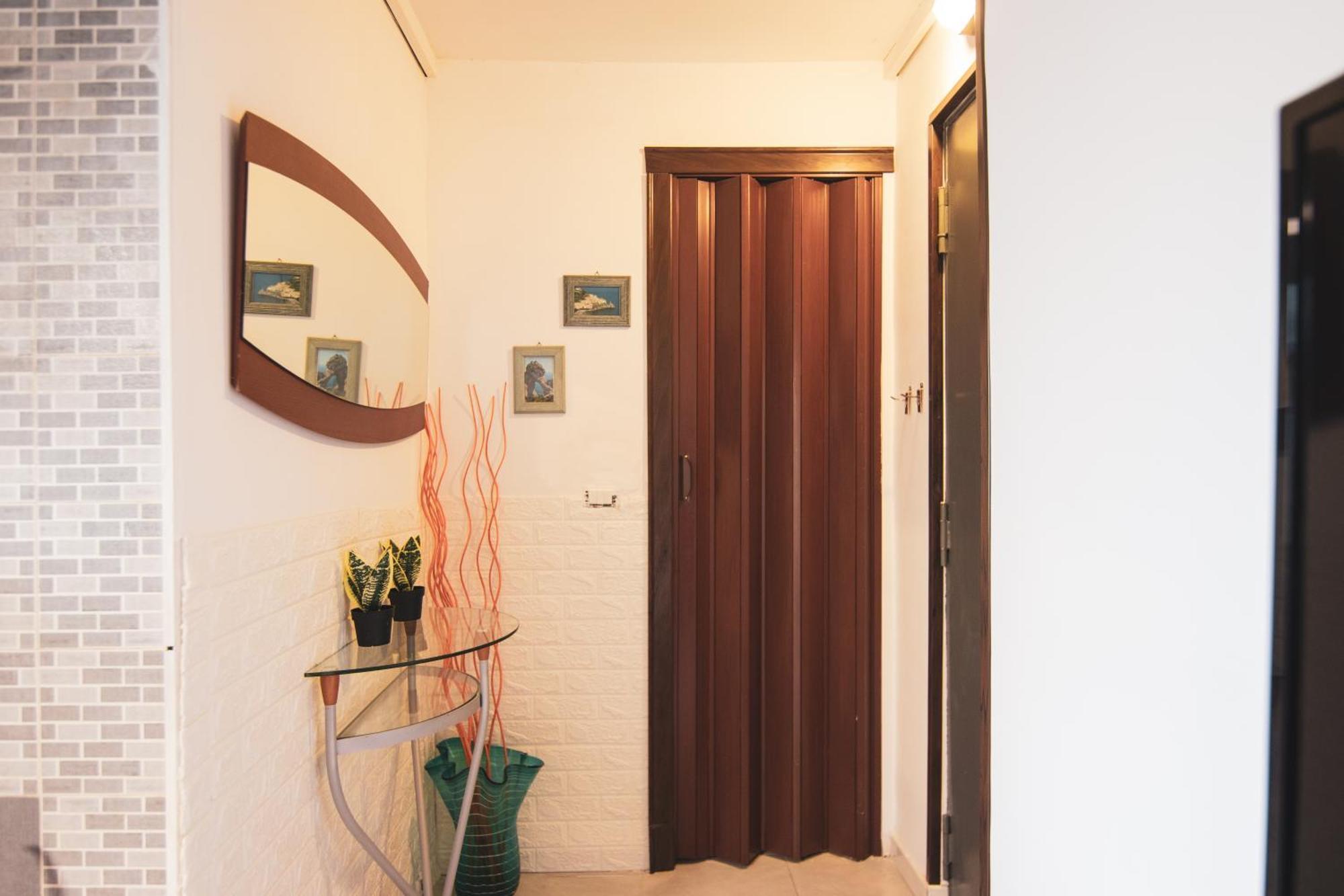 Metropolitan Station Room Lift เนเปิลส์ ภายนอก รูปภาพ